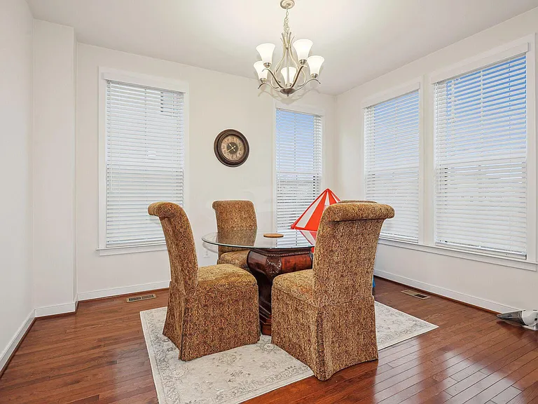 25495 Woodbine Farm Dr — Photo 22
