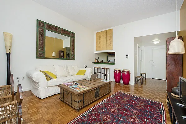 Rented by Nest Seekers International | media 26