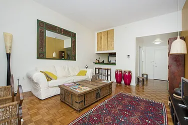 Rented by Nest Seekers International