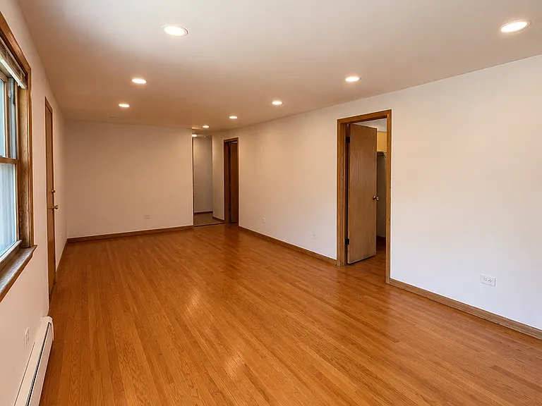3913 N Central Ave #2E — Photo 3