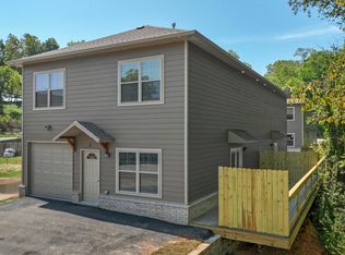 306 Nature Ln, Farmington, AR 72730