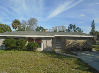 1645 Henderson Ave, Fort Myers, FL 33916