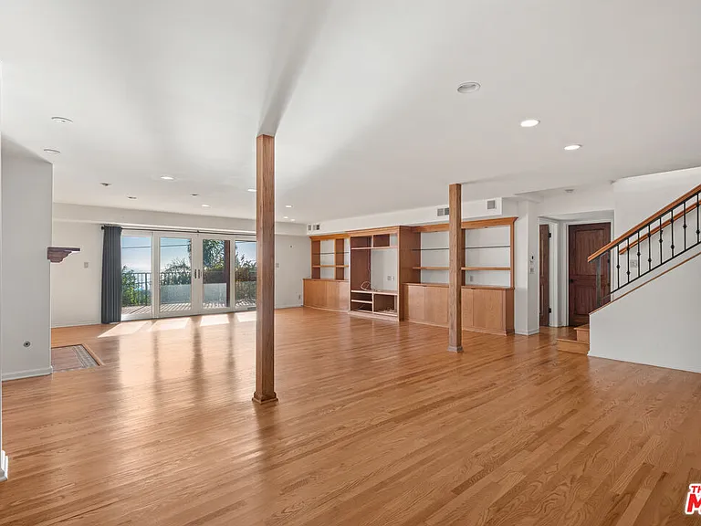 7203 Rindge Ave — Photo 15