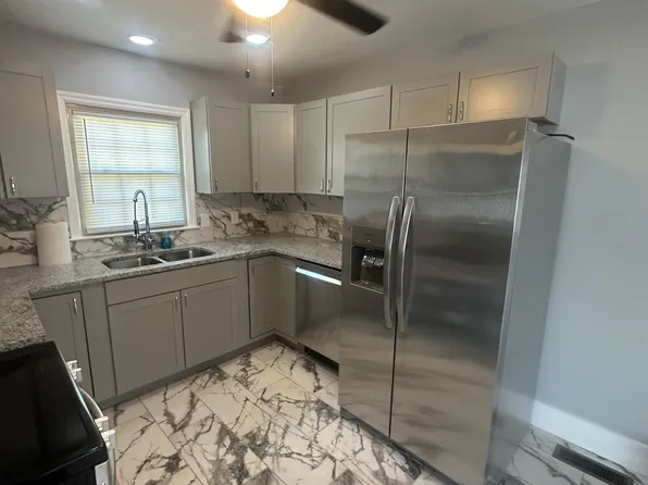 4619 Woodmore View Cir, Chattanooga, TN 37411