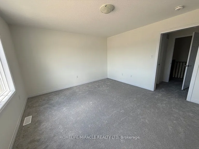 40 Turnbull Dr — Photo 12