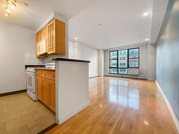 3rd image of 1405 5th Ave APT 5E