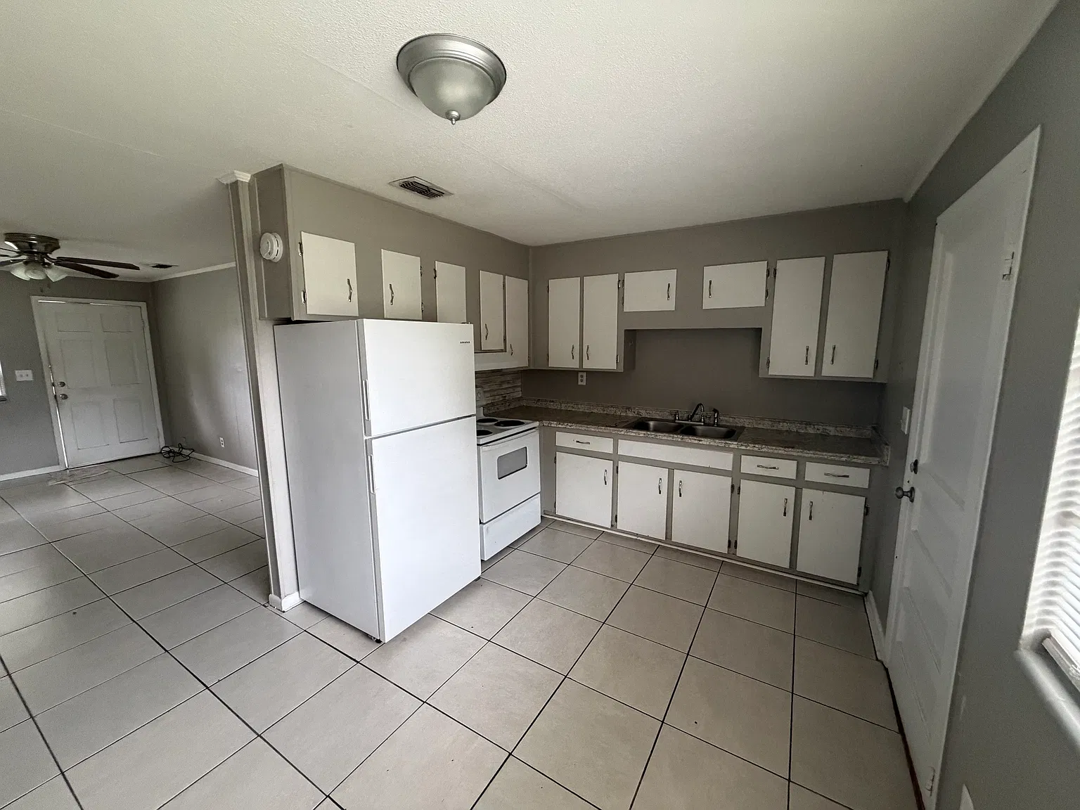 1 bed, $870 — Photo 3