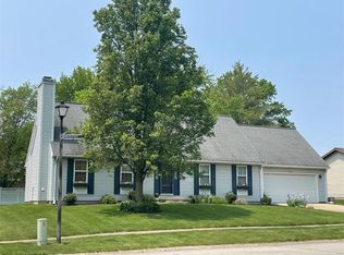 2606 Krishire Dr, Charleston, IL 61920