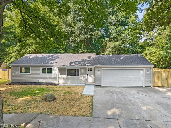 1398 Cordova Ave, Akron, OH 44320