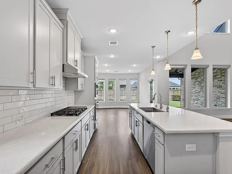 3123 Lantana Trl — Photo 13
