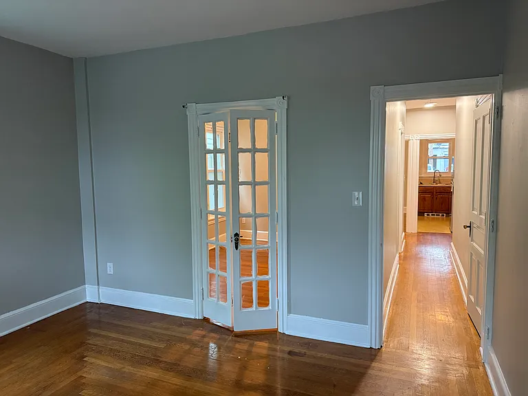 Front room, Middle room and Hallway from Front door entrance