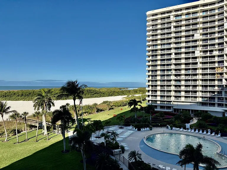 260 Seaview Ct #508 — Photo 16