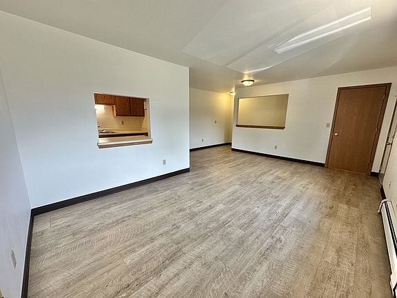 5th image of 436 Sullivan St #6
