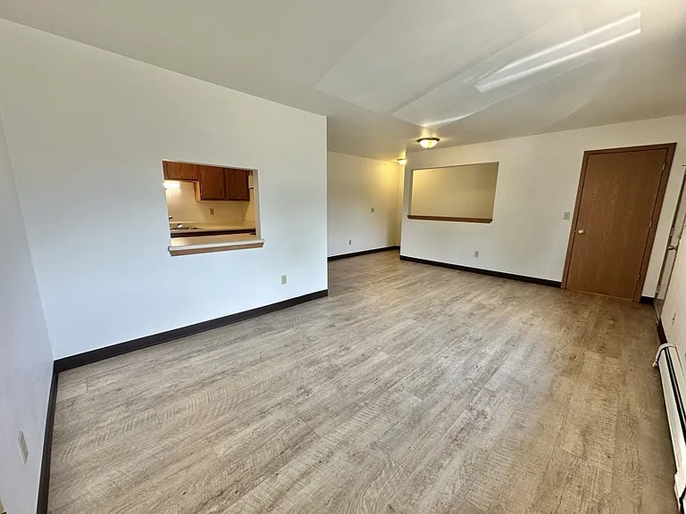 436 Sullivan St #6 — Photo 5