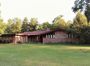 2021 Westwind Dr, Kingsport, TN 37660