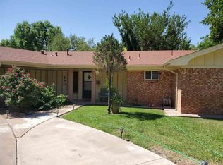 2 Gaye Dr, Roswell, NM 88201