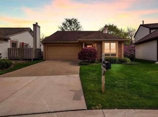 1629 Glen Meadow Ct, Rochester Hills, MI 48307