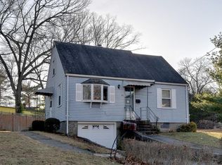 10 Magnolia Rd, Natick, MA 01760