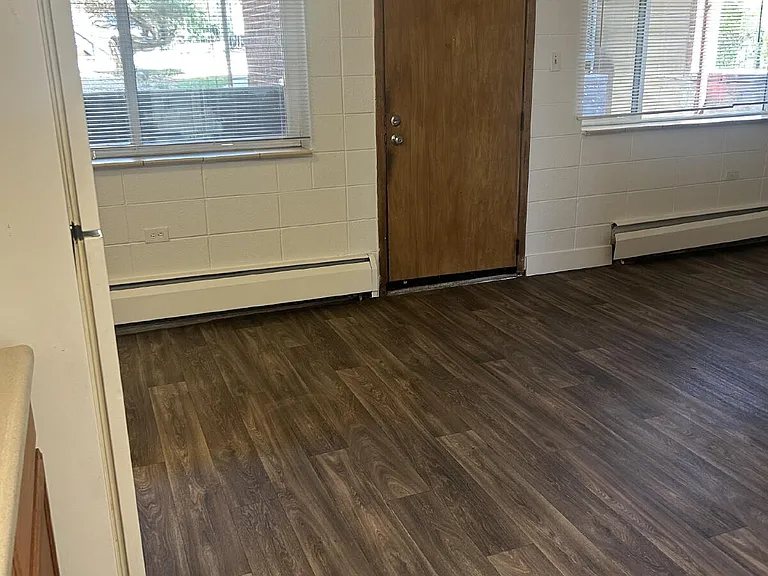 1255 Winona Ct #10 — Photo 18