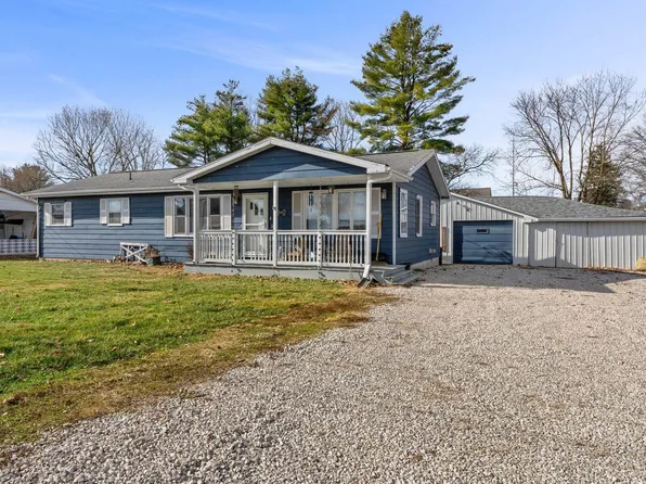 563 S Mathers St, Orleans, IN 47452