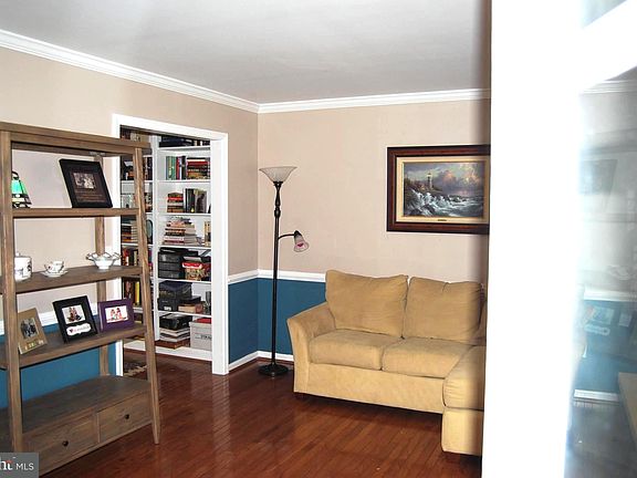 5th image of 5903 Queens Mill Cir