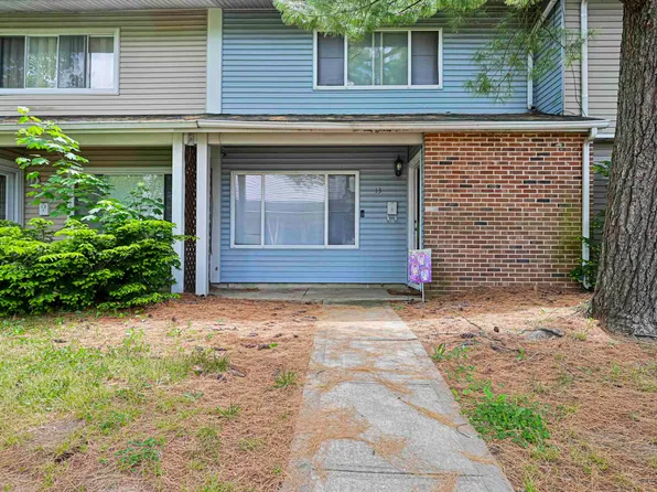 13 Medford Ct, Sicklerville, NJ 08081