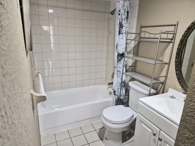 4166 Inverrary Dr #403 — Photo 23