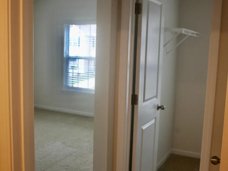 6049 Guildford Hill Ln — Photo 12