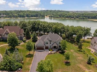 3613 Lerive Way, Chaska, MN 55318