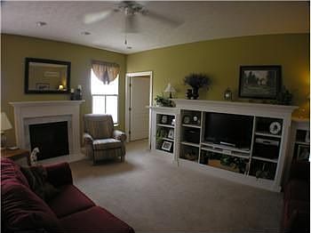 3rd image of 5176 Snow Valley Ln