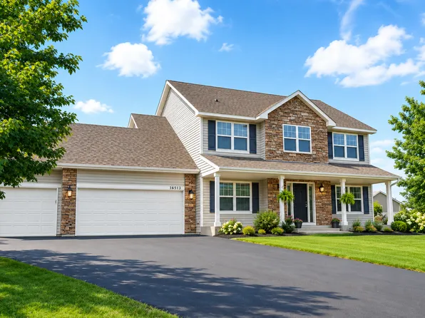 16513 Dodd Ln, Lakeville, MN 55044