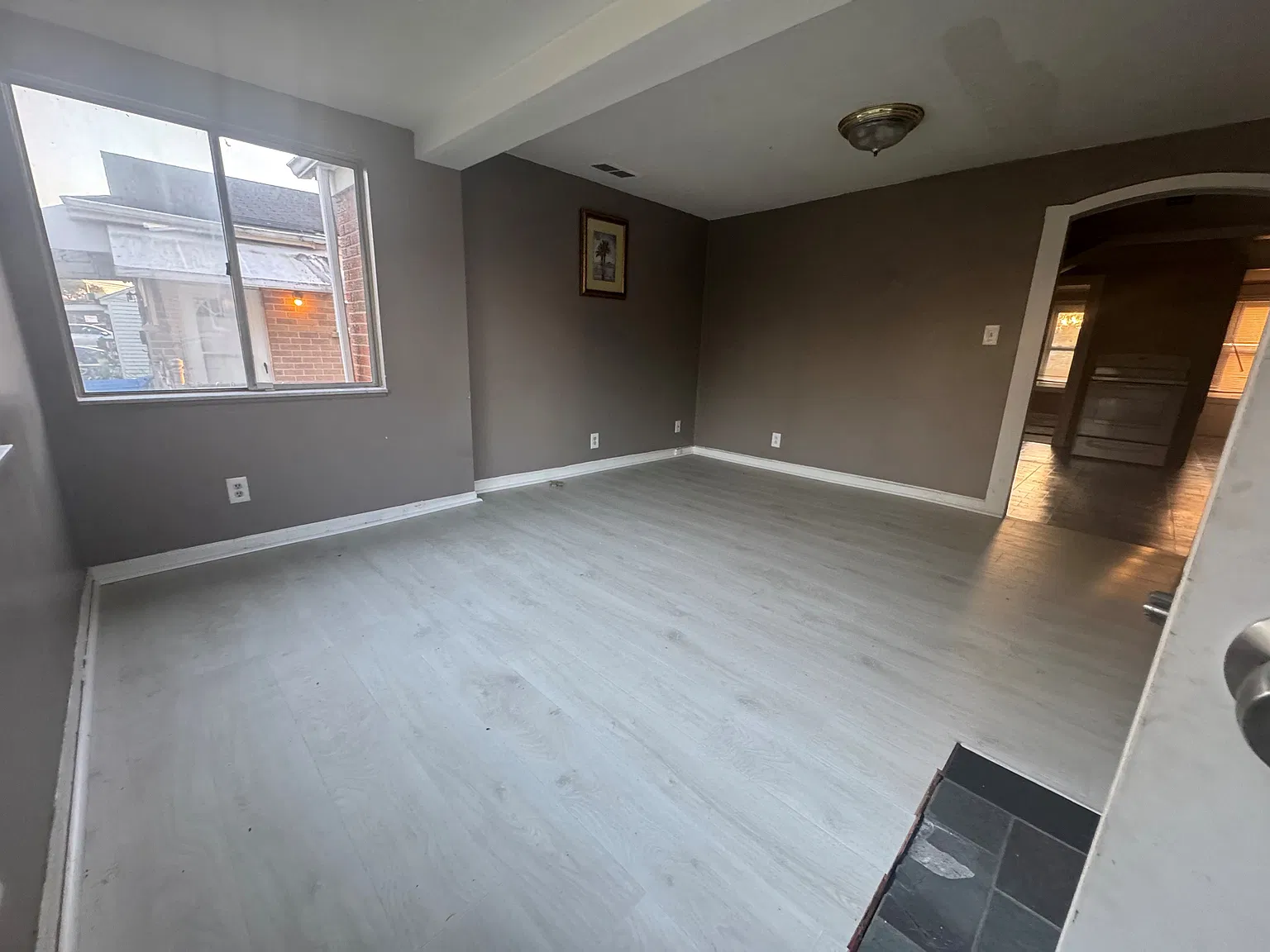 2 bed, 760 sqft, $1,350 — Photo 3