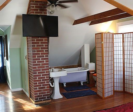 Master Suite bathroom