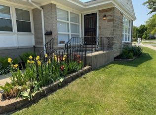 1841 Hawthorne Ave, Westchester, IL 60154