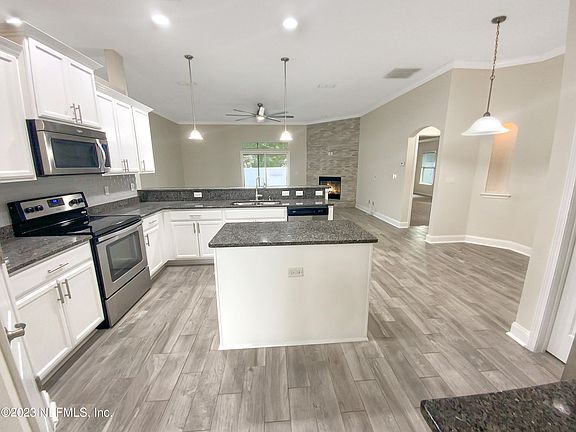4th image of 4115 SANDHILL CRANE Terrace