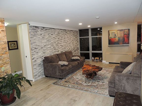 3rd image of 3600 Conshohocken Ave APT 2012