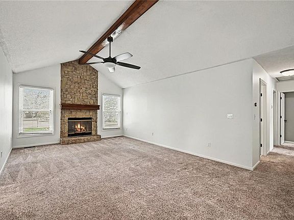 3rd image of 8529 N Virginia Ave