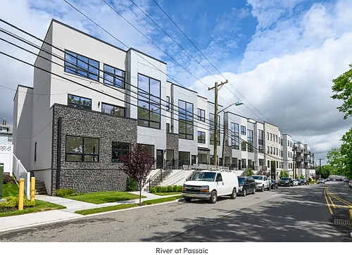 Riverview at Passaic Photo 1