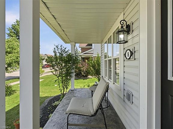 2nd image of 8 Mavin St