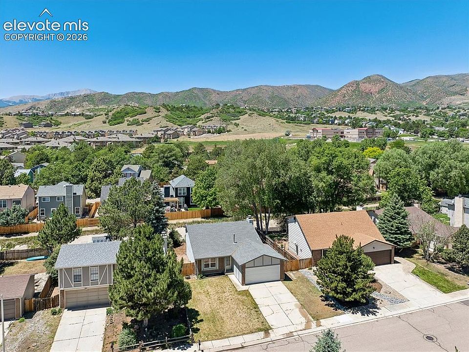 1st image of 6080 Pemberton Way