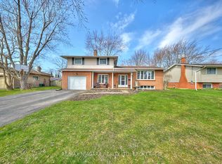 953 Grandview Rd, Fort Erie, ON L2A5R4