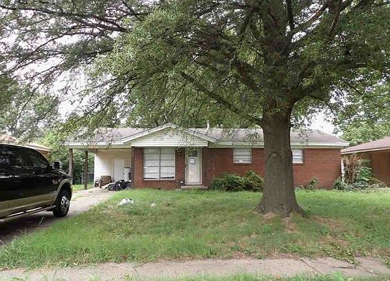 1st image of 1012 Highland St