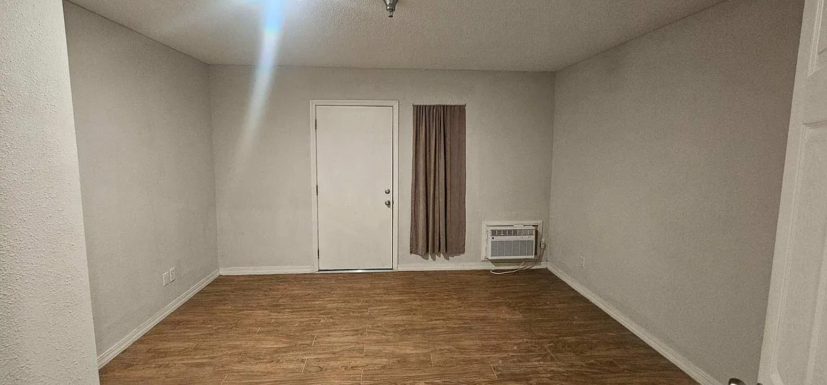 Unit Photo - 13162 State Highway 13 #102