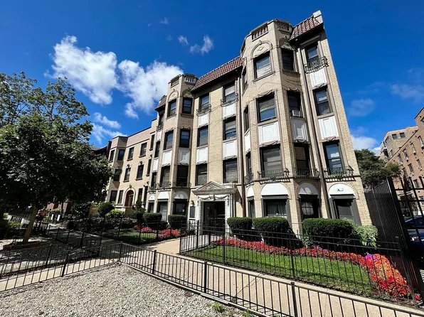 3812 N Pine Grove Ave, 3812 N Pine Grove Ave APT 301, Chicago, IL 60613