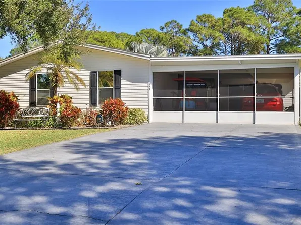 153 Apache Ct, Oak Hill, FL 32759
