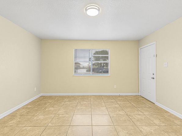 230 E Virginia St #7