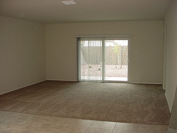 5th image of 4667 W Nutmeg Ave
