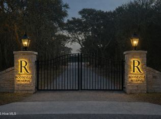 105 Roosevelt Reserve Park Place, Pine Knoll Shores, NC 28512