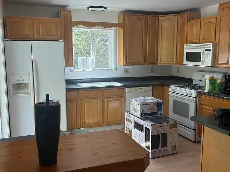 4520 E Foxtrot Ave — Photo 5