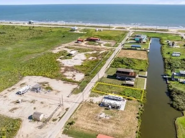 0 Paisley St, Gilchrist, TX 77617
